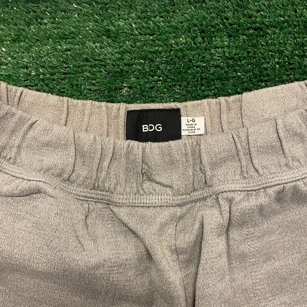 Basic Essential Vintage Gray Sweatpants Joggers - image 2